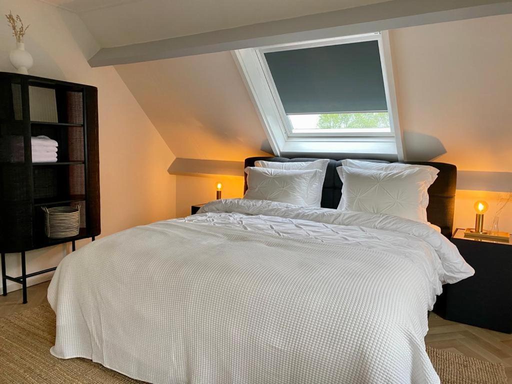 Guesthouse At The Amstel River With 2Br 2Ba And Garden Amstelveen Exteriér fotografie