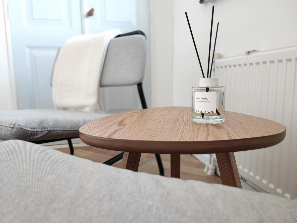 Guesthouse At The Amstel River With 2Br 2Ba And Garden Amstelveen Exteriér fotografie